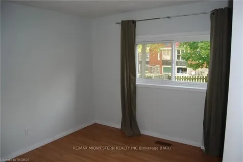 16 Union Street W Minto ON N0G 1Z0