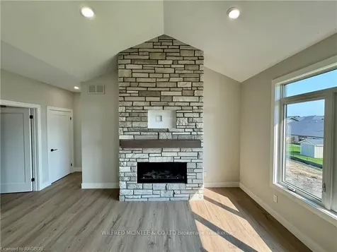 138 Devinwood Avenue Brockton ON N0G 2V0