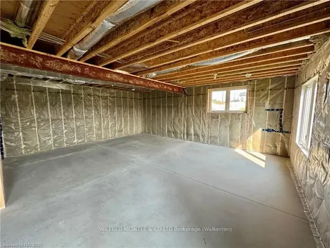 138 Devinwood Avenue Brockton ON N0G 2V0