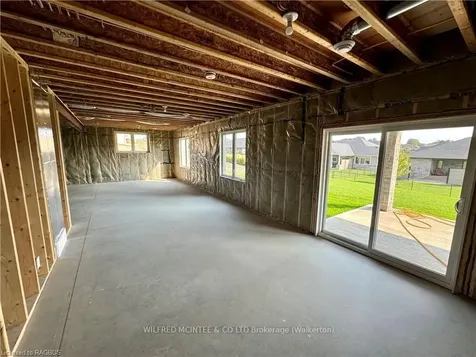 138 Devinwood Avenue Brockton ON N0G 2V0