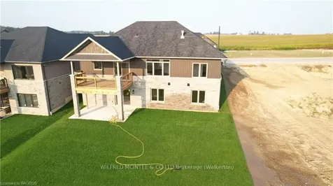 138 Devinwood Avenue Brockton ON N0G 2V0