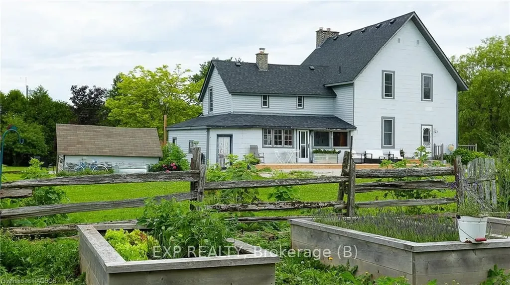 1245 East Road Northern Bruce Peninsula ON N0H 1Z0