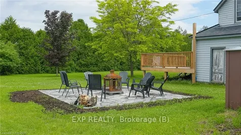 1245 East Road Northern Bruce Peninsula ON N0H 1Z0