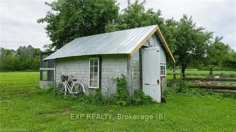 1245 East Road Northern Bruce Peninsula ON N0H 1Z0