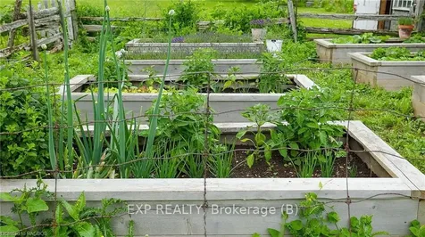 1245 East Road Northern Bruce Peninsula ON N0H 1Z0