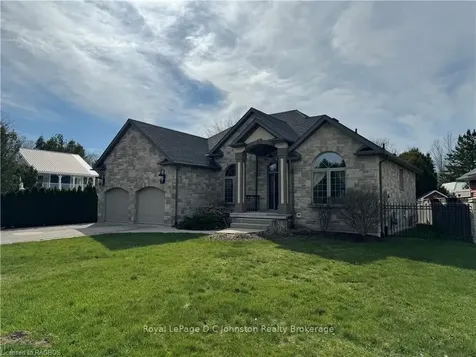 560 Meadow Lane Saugeen Shores ON N0H 2L0