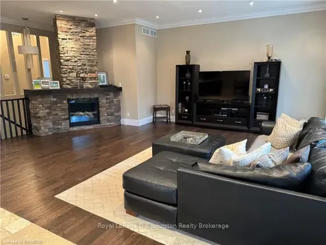 560 Meadow Lane Saugeen Shores ON N0H 2L0