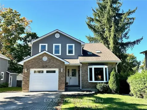 517 Colborne Street S Brockton ON N0G 2V0