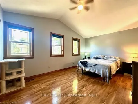 517 Colborne Street S Brockton ON N0G 2V0