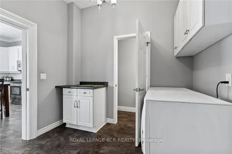 223 Jackson Street S Brockton ON N0G 2V0