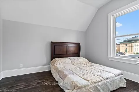 223 Jackson Street S Brockton ON N0G 2V0