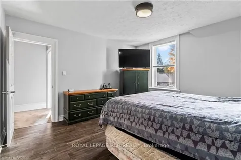 223 Jackson Street S Brockton ON N0G 2V0