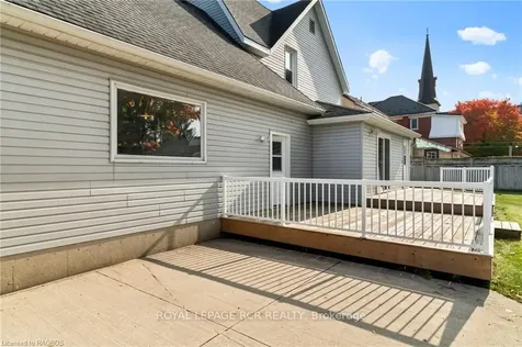 223 Jackson Street S Brockton ON N0G 2V0