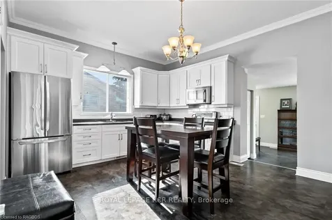 223 Jackson Street S Brockton ON N0G 2V0