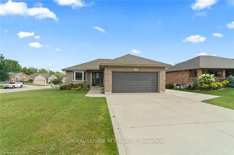 754 16th Street Hanover ON N4N 3W8