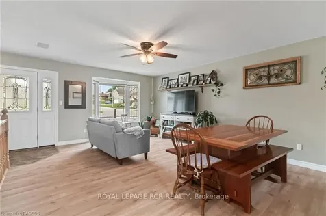 754 16th Street Hanover ON N4N 3W8