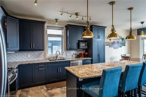 432 Devonshire Road Saugeen Shores ON N0H 2C6