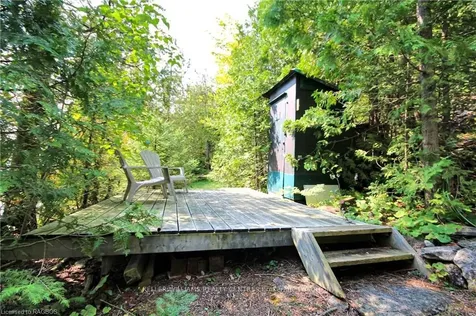 218 Barney's Boulevard Northern Bruce Peninsula ON N0H 1Z0