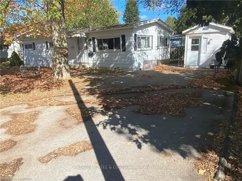 20 Cardinal Street Brockton ON N0G 2V0