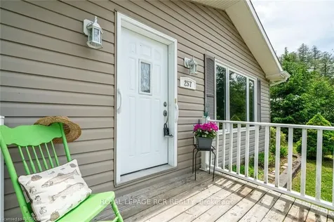 257 Mccullough Lake Drive Chatsworth ON N0H 2V0