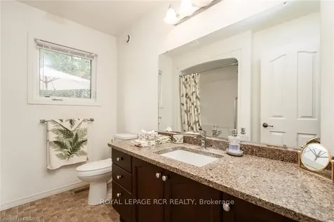 257 Mccullough Lake Drive Chatsworth ON N0H 2V0