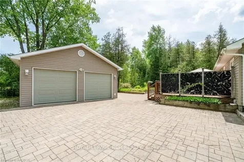 257 Mccullough Lake Drive Chatsworth ON N0H 2V0