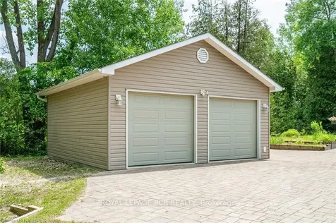 257 Mccullough Lake Drive Chatsworth ON N0H 2V0