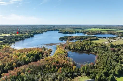 257 Mccullough Lake Drive Chatsworth ON N0H 2V0