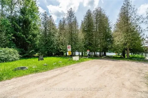 257 Mccullough Lake Drive Chatsworth ON N0H 2V0