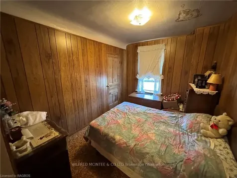 715 Durham Street E Brockton ON N0G 2V0