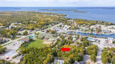 8 Adelaide Street Northern Bruce Peninsula ON N0H 2T0