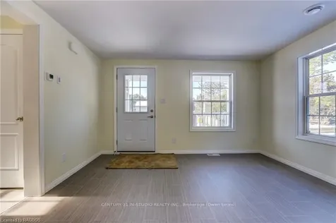 66 Sussex Square Georgian Bluffs ON N0H 1G0