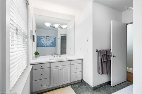 170 4th Street W Owen Sound ON N4K 3J9