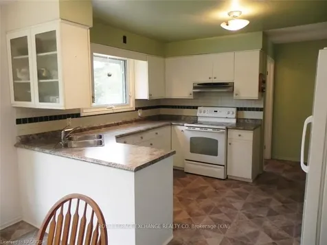 413 Kingsway Street Kincardine ON N2Z 1X5