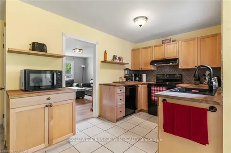 747 Waterloo Street Wellington North ON N0G 2L3