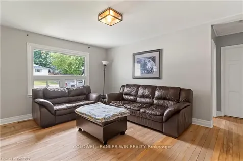 747 Waterloo Street Wellington North ON N0G 2L3