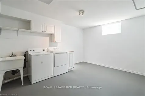 1165 13th Avenue E Owen Sound ON N4K 6L3