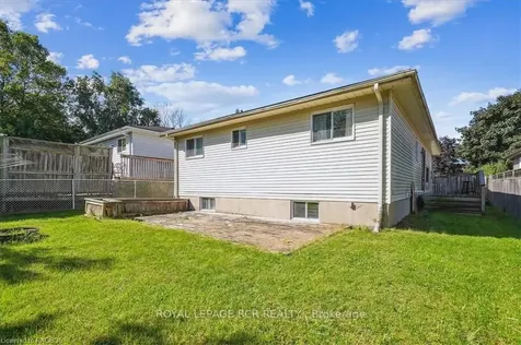 1165 13th Avenue E Owen Sound ON N4K 6L3