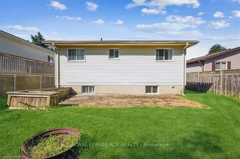 1165 13th Avenue E Owen Sound ON N4K 6L3