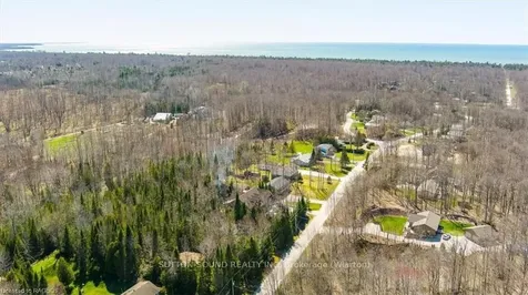 108 Fedy Drive South Bruce Peninsula ON N0H 2G0