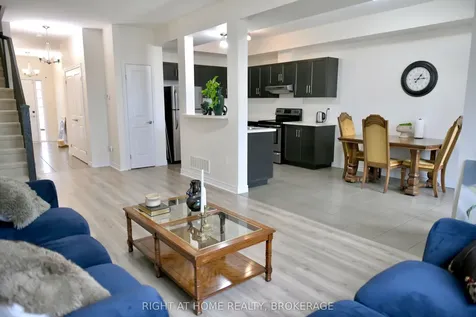 8 Lakelawn Road Grimsby ON L3M 0G1