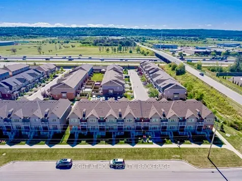 8 Lakelawn Road Grimsby ON L3M 0G1