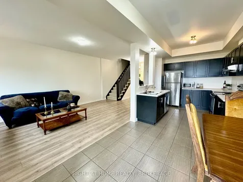 8 Lakelawn Road Grimsby ON L3M 0G1