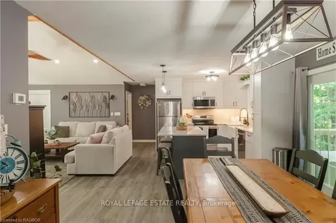 440 Forbes Crescent South Bruce Peninsula ON N0H 2G0