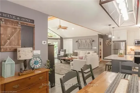 440 Forbes Crescent South Bruce Peninsula ON N0H 2G0