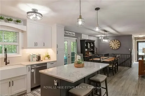 440 Forbes Crescent South Bruce Peninsula ON N0H 2G0