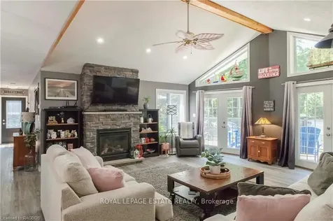 440 Forbes Crescent South Bruce Peninsula ON N0H 2G0