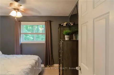 440 Forbes Crescent South Bruce Peninsula ON N0H 2G0