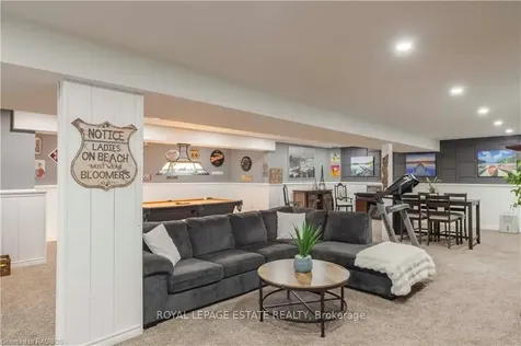 440 Forbes Crescent South Bruce Peninsula ON N0H 2G0