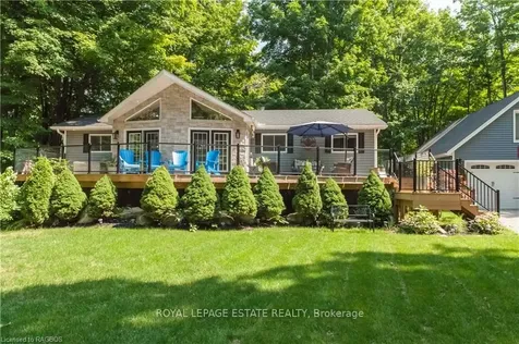 440 Forbes Crescent South Bruce Peninsula ON N0H 2G0